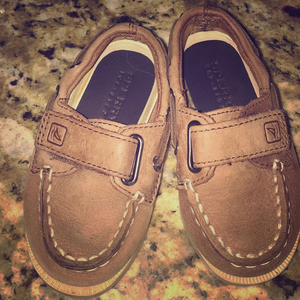 BOY SPERRY VELCRO SLIP ONS